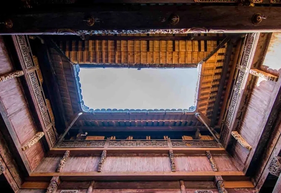 四水归堂：中国传统建筑的时空哲学与文化密码